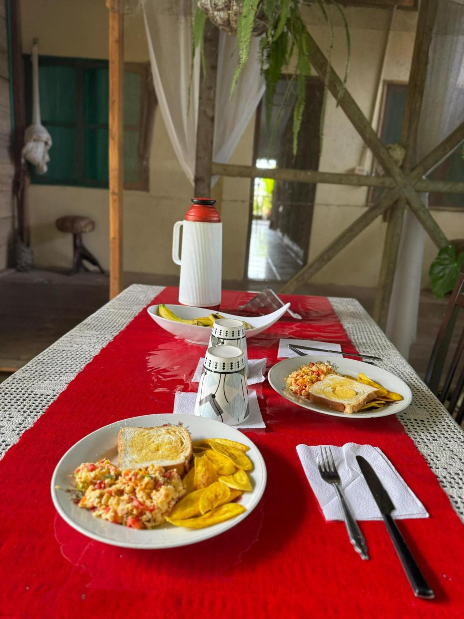 Maiku Amazonas Otel Puerto Nariño Dış mekan fotoğraf